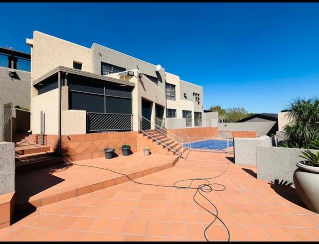 4 BEDROOM HOUSE FOR SALE IN BASSONIA